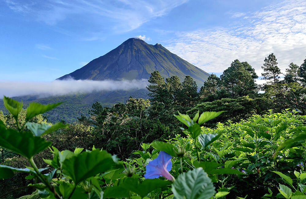 Arenal, slap La Fortuna, viseči mostovi in termalni vrelci