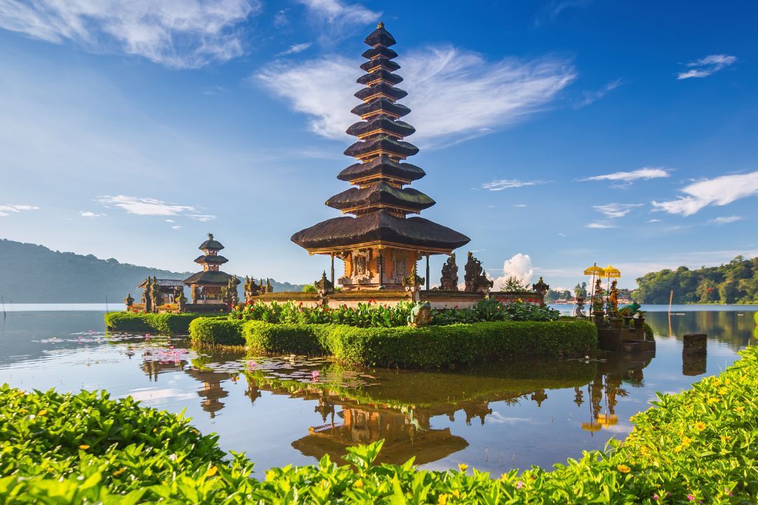 Tempelj Tanah Lot, riževa polja in tempelj Ulun Danu Bratan