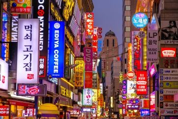 Japonska in Južna Koreja iz Ljubljane